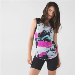 [LULULEMON] Sculpt Tank in ‘Pigment Wave Multi / Black’